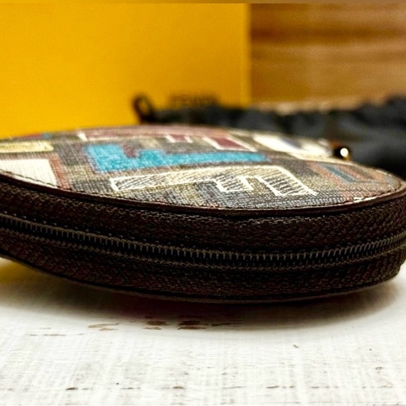 Vintage Fendi Heart Coin/ Card Wallet - Picture 7 of 11